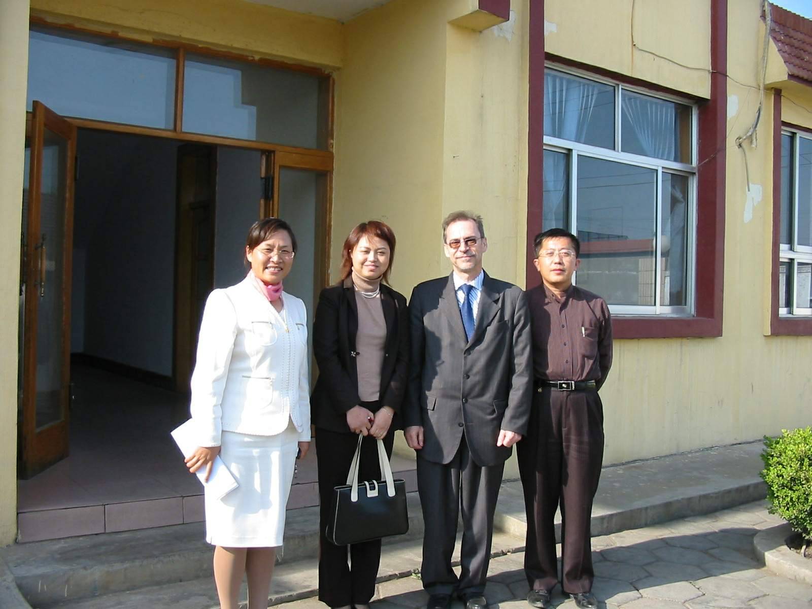 2006年完美客户到访海之冠  -2006 Perfection  Clients from USA visited Haizhiguan.jpg